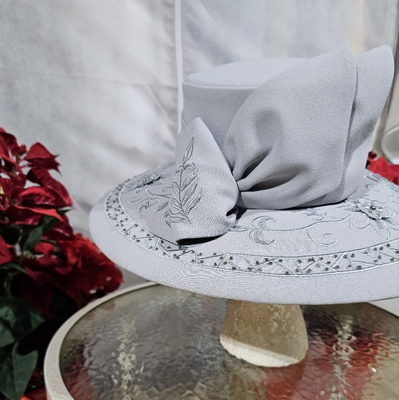 Pale blue gray Studio B fancy hat - Picture 3 of 6